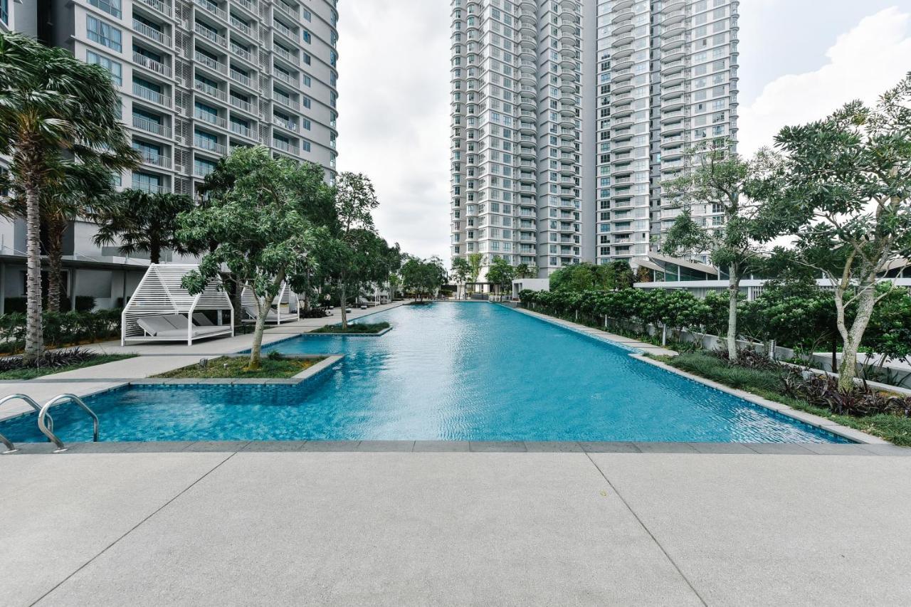 Teega Suites By Subhome Nusajaya  Exteriör bild